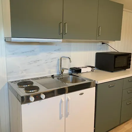Apartment Hybel Pa Madlamark